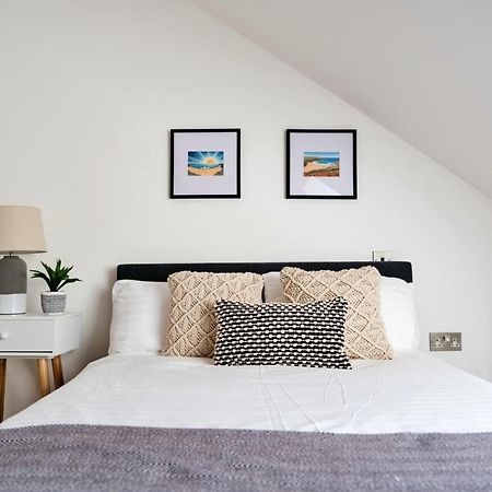Finest Retreats - Tolcarne Stay - Luxury Newquay Apartment Luaran gambar